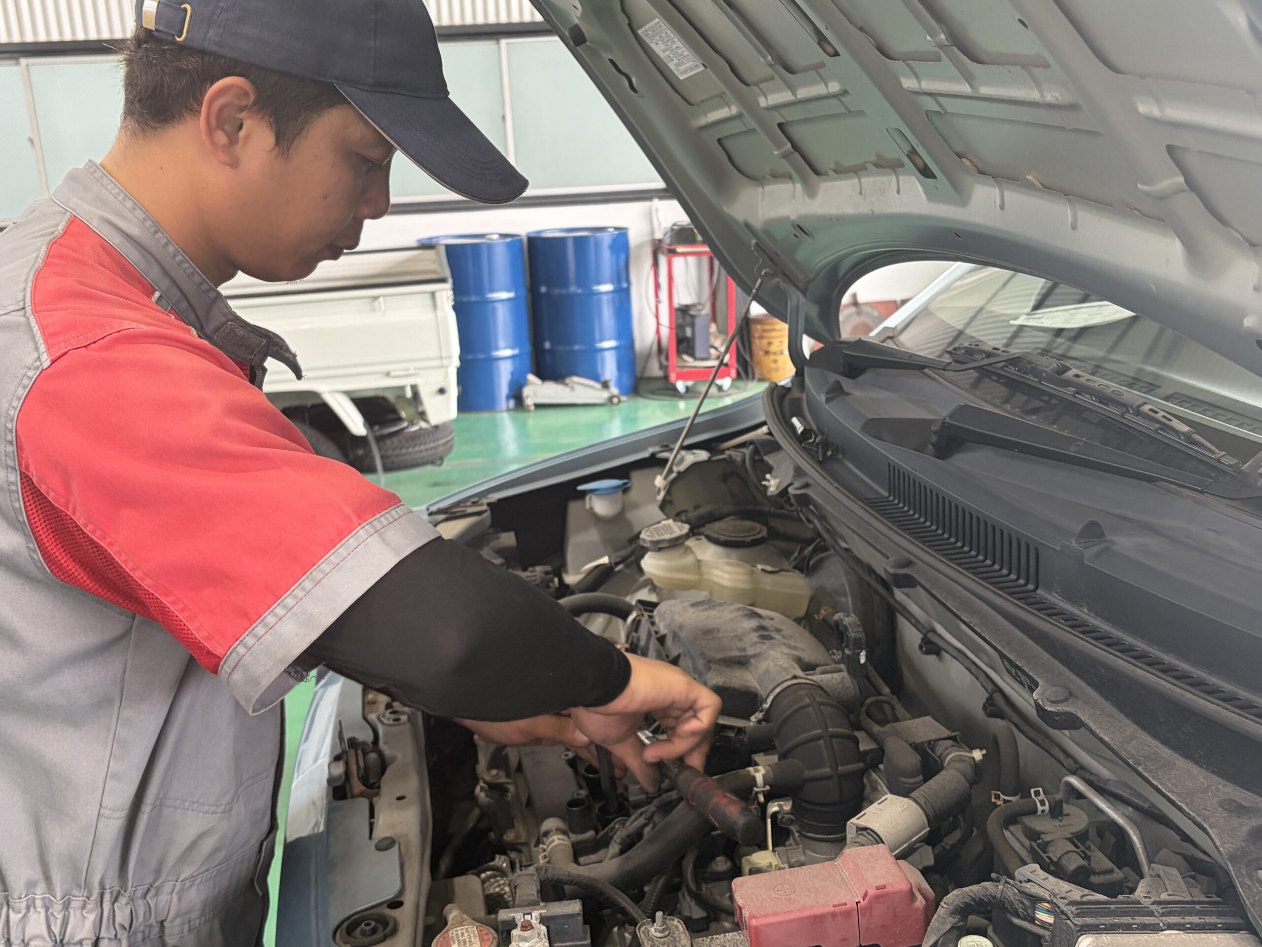 整備チームで頑張る技能実習生🔥